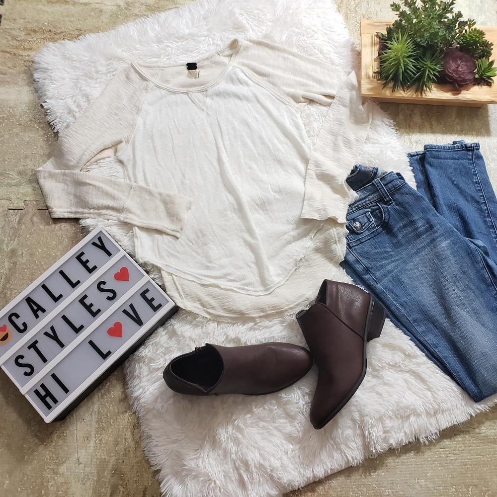 We the Free Cream Knit Top Size Small